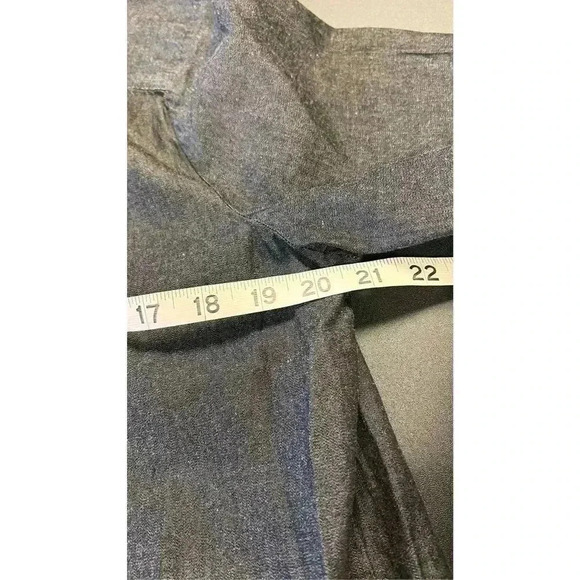 NDSTRY Women's Dark Gray Cotton Long Sleeve Button Up Shirt Size Medium NWT - Picture 10 of 12
